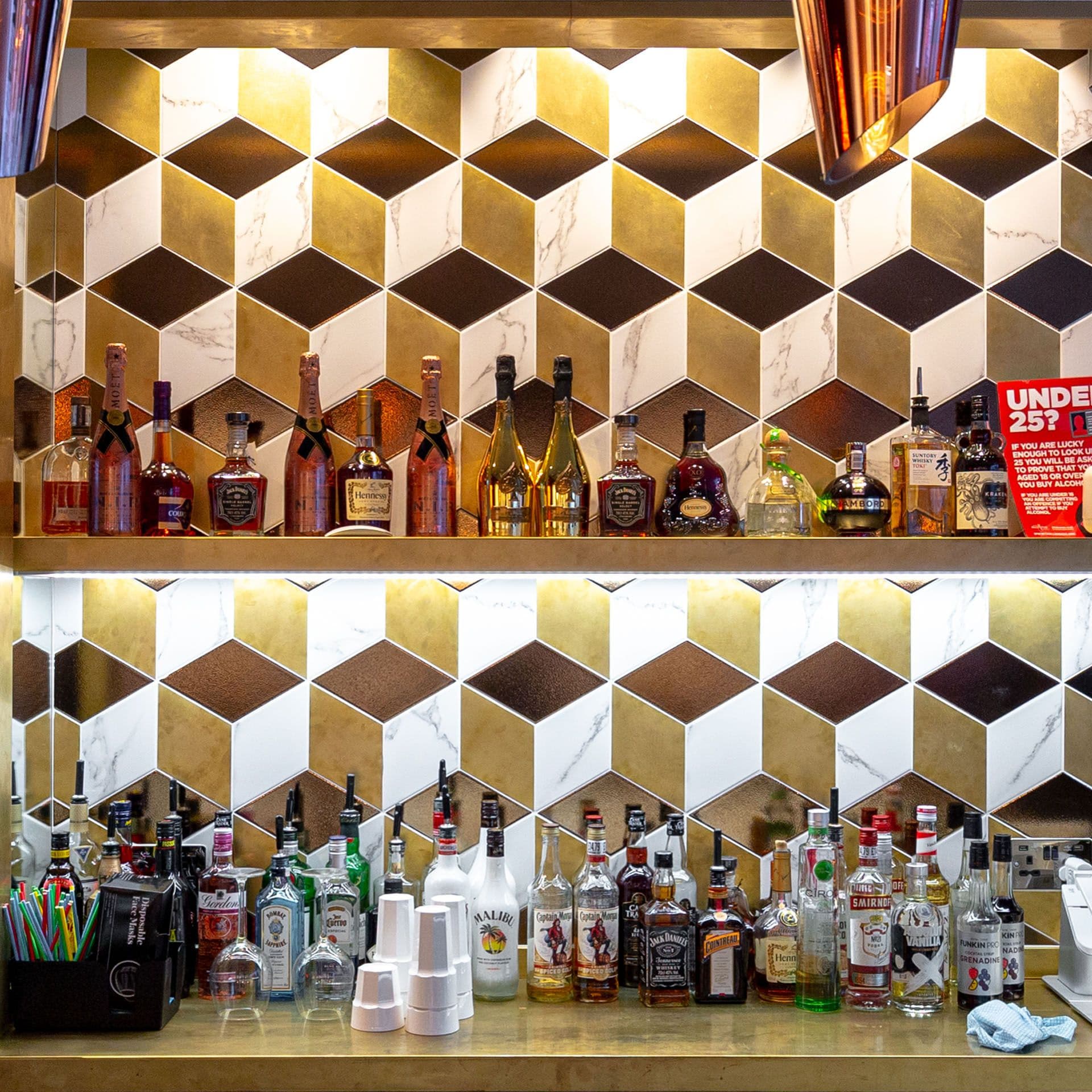 Cococure, Aldgate