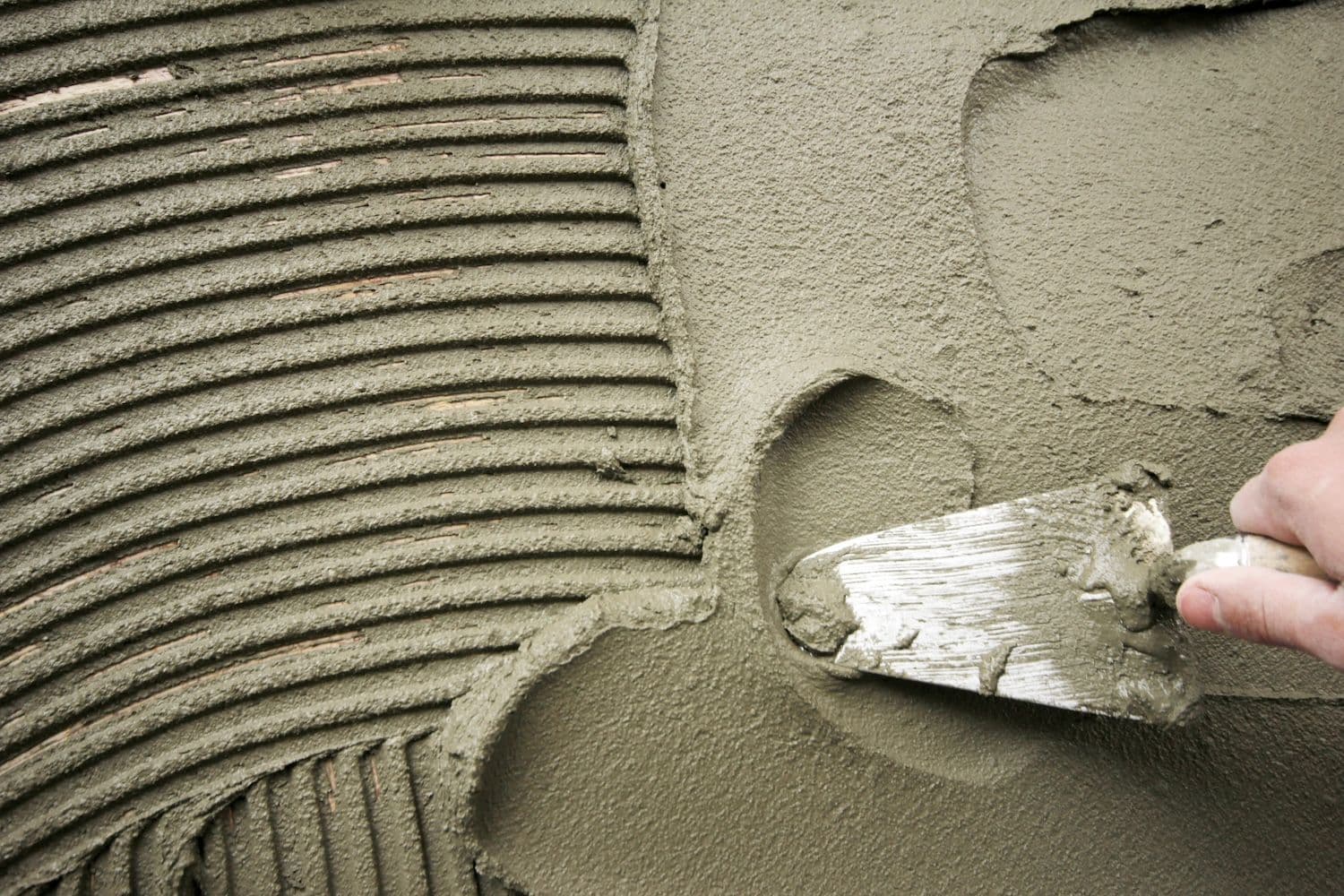 When Should You Use Flexible Tile Adhesive?